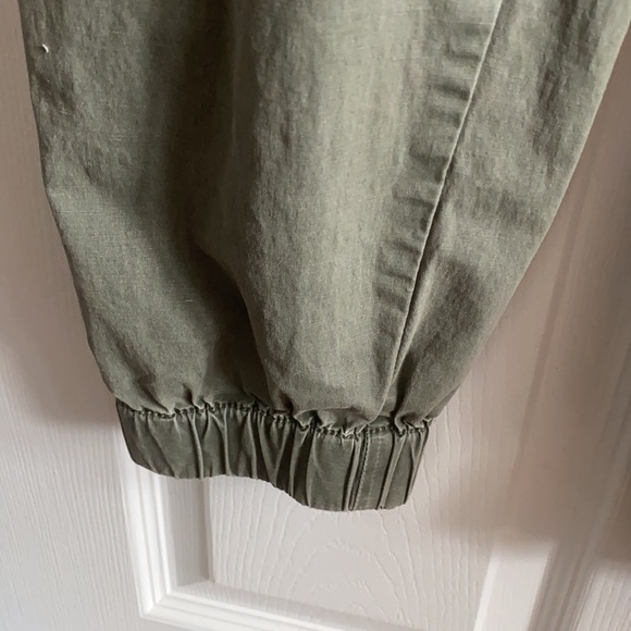 Beautiful one piece Guess khaki - Picture 3 of 5